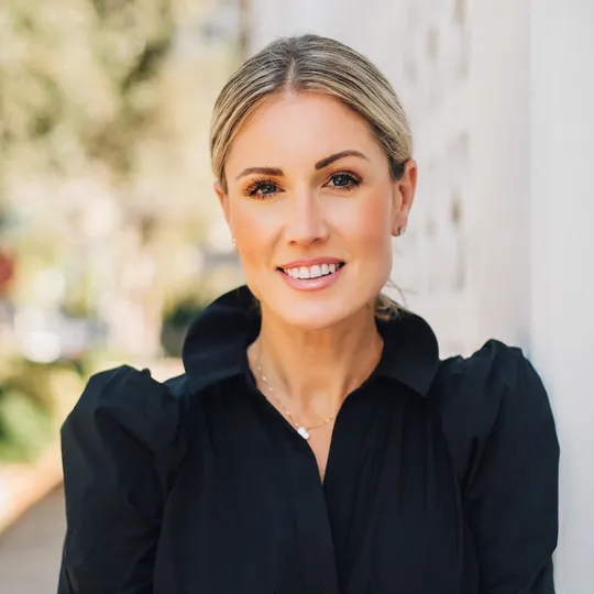 Sara Ferguson, Agent in  - Compass