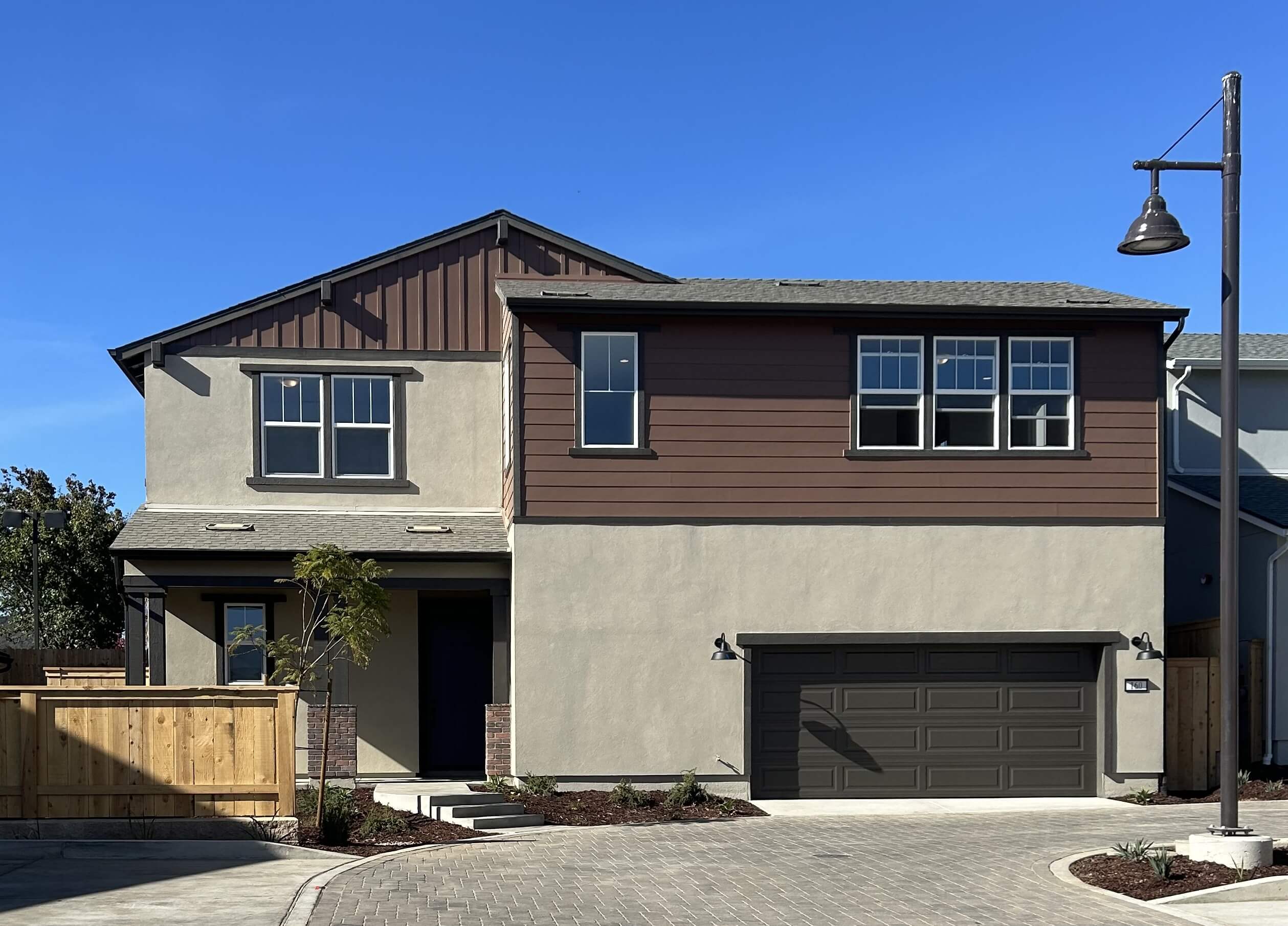 photo of front of house