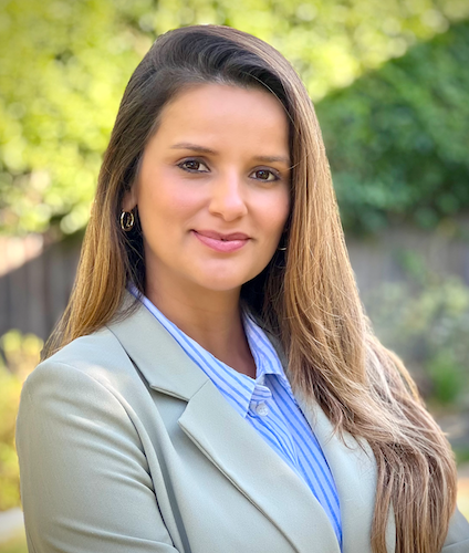 Headshot of Ada Loos