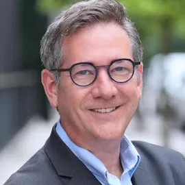 Eric Haley, Agent in  - Compass