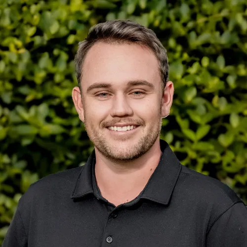 Cody Andrews, Agent in  - Compass