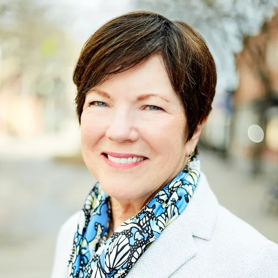 Pam Kennedy, Agent in  - Compass