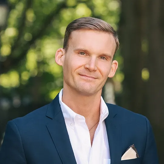 Patrick Anderson-Higgins, Agent in  - Compass
