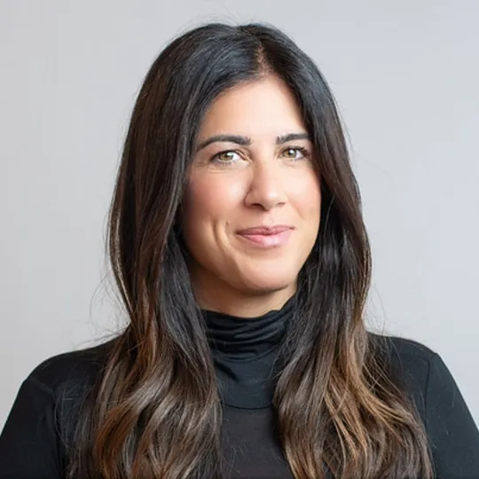 Erica Flores, Agent in  - Compass