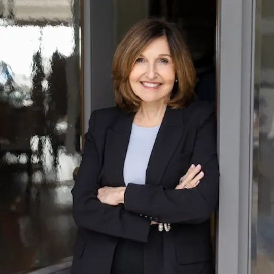 Asemo Smiley, Agent in  - Compass