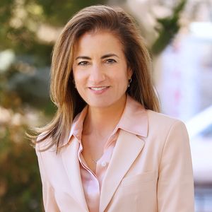Stephanie Mallios's Profile Photo