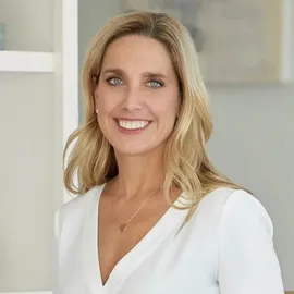 Jeannette Floto, Agent in  - Compass