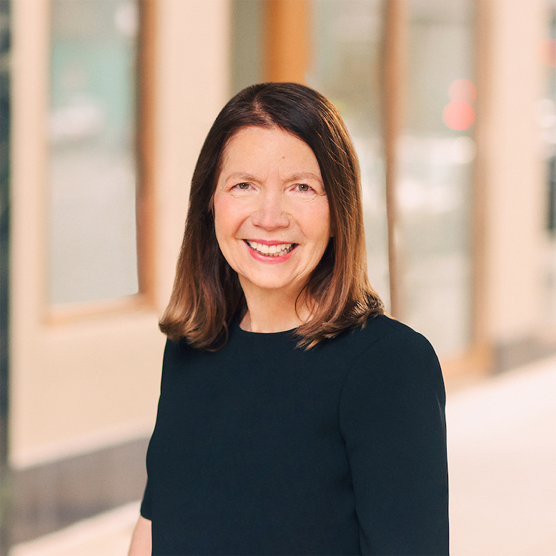 Headshot of Emily Penn