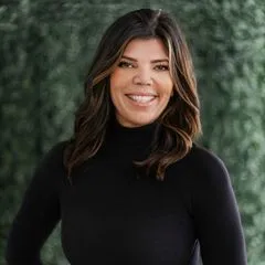 Heidi Kugl, Agent in  - Compass