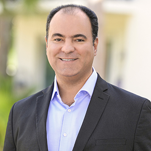 Headshot of Luis Romero