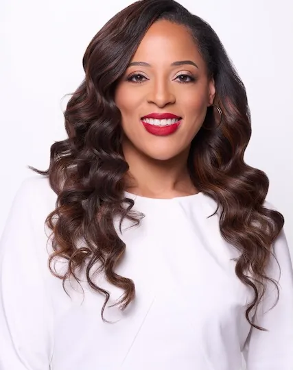 Krystle Rogers, Agent in  - Compass