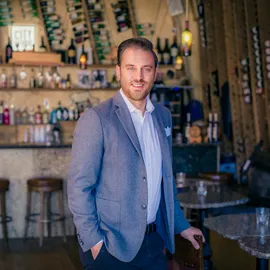 Mike Palermo, Agent in  - Compass