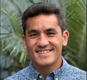 Matagi Toilolo, Agent in  - Compass