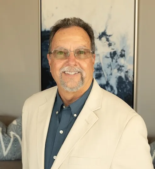 Ben Duran, Agent in  - Compass