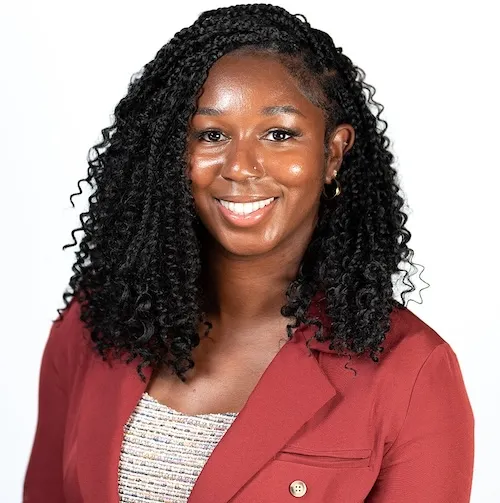 Alayjah Lee, Agent in  - Compass