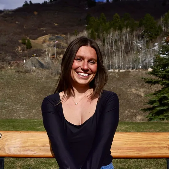 Mackenzie Kraus, Agent in  - Compass