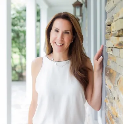 Marla Striar, Agent in  - Compass