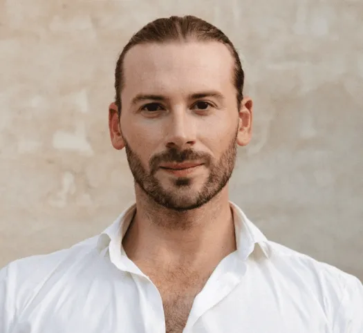 Chris Fike, Agent in  - Compass