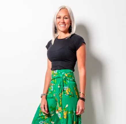 Karen Majerczak, Agent in  - Compass