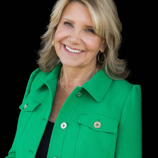 Sheryl Matuszak, Agent in  - Compass