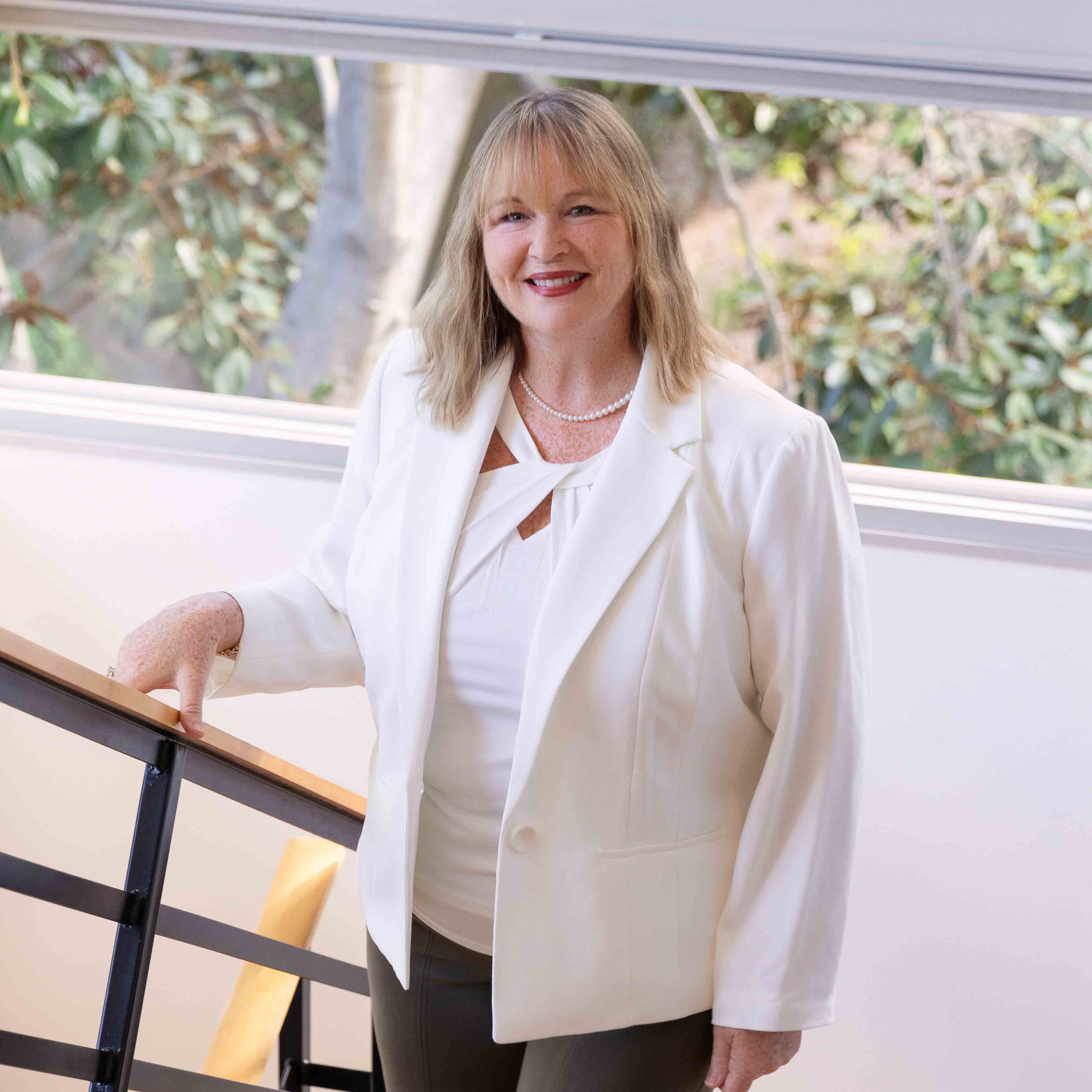 Linda Wilcox, Real Estate Agent Compass