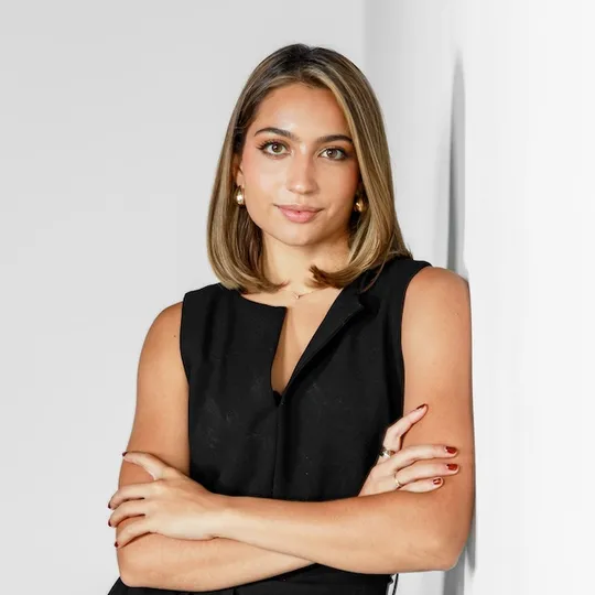 Irie James, Agent in  - Compass