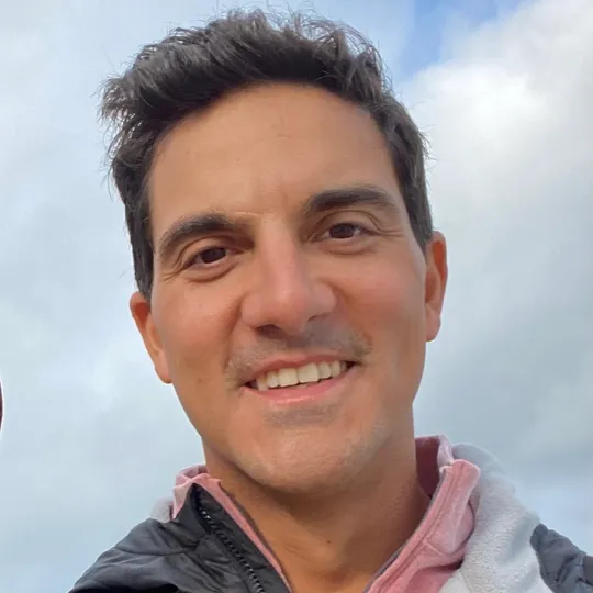 Jake Minkoff, Agent in  - Compass