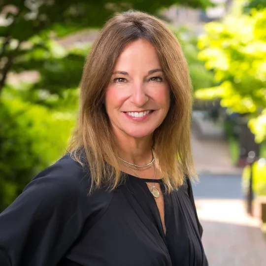 Johnice Comer, Agent in  - Compass