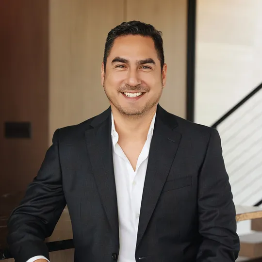 Sal Silva, Agent in  - Compass