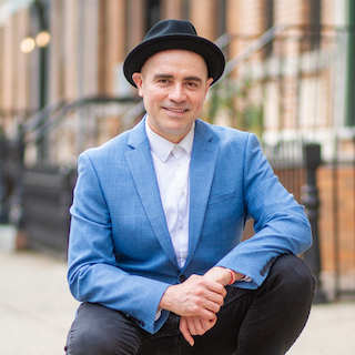 Headshot of Armando Rodriguez