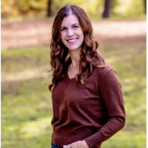 Stephanie Rhodes, Agent in  - Compass