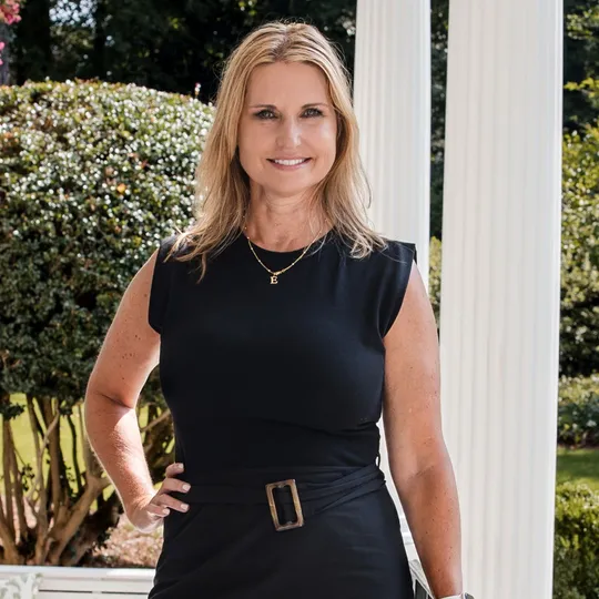 Rebecca Kubin, Agent in  - Compass