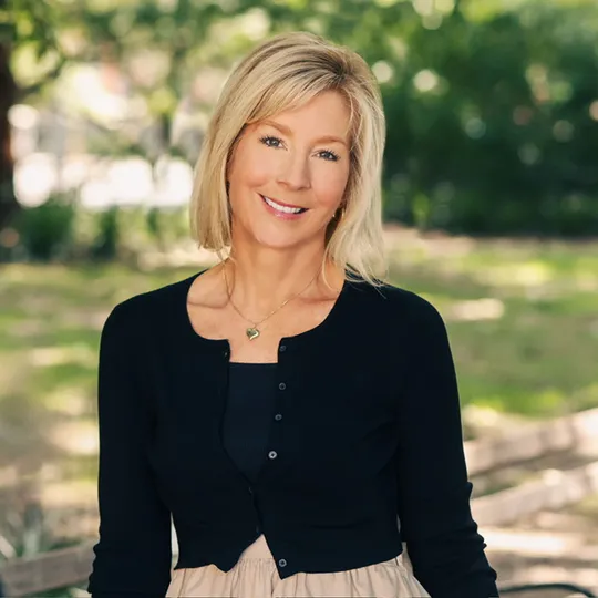 Peggy Marino, Agent in  - Compass