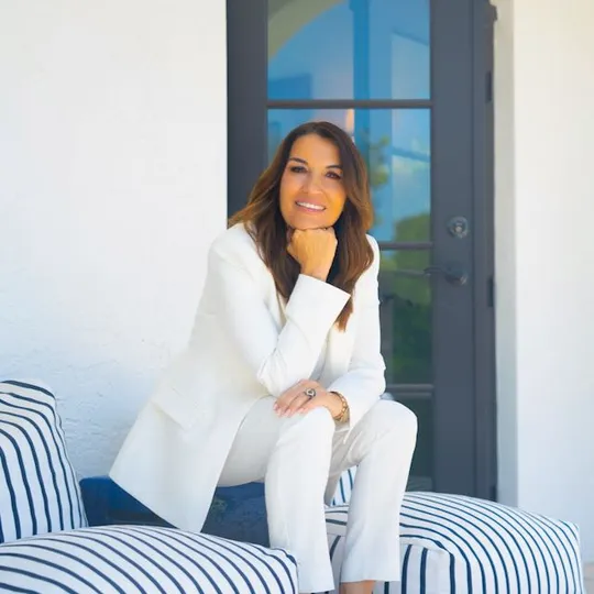 Michelle Shurtleff, Agent in  - Compass