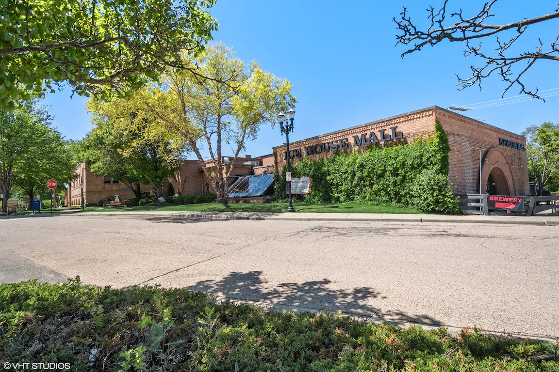 For Sale: 200 Applebee Street Barrington, IL 60010