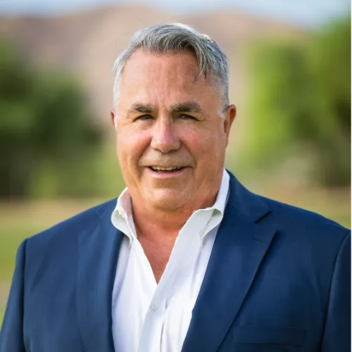 Bob Menchini, Agent in  - Compass
