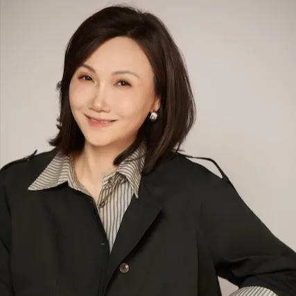 Lillian Wong, Agent in  - Compass