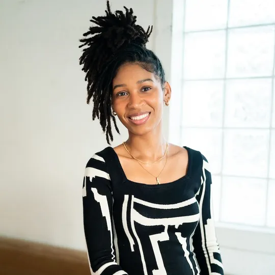 Letisha Guerrero, Agent in  - Compass