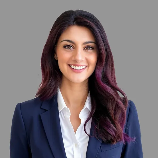 Alexandra Sarris, Agent in  - Compass