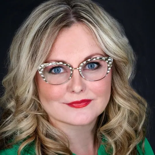 Kassandra Green, Agent in  - Compass