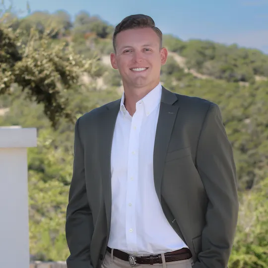 Lamar Doyle, Agent in  - Compass