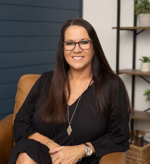 Dana Sellars, Agent in  - Compass