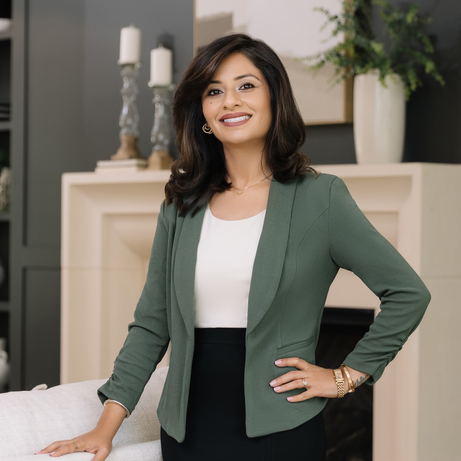 Headshot of Zoya Bardai