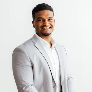 Jeragh Mahadeo II, Agent in  - Compass