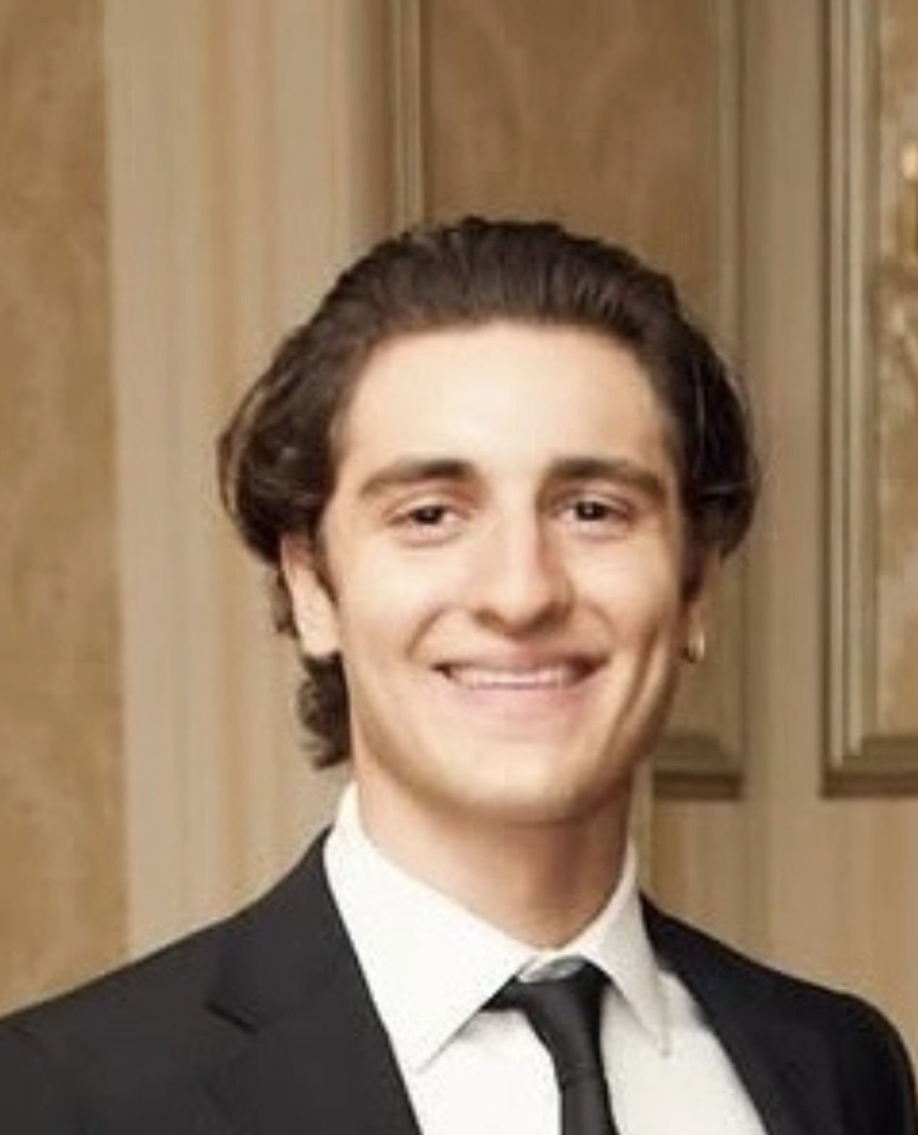 Headshot of Evan Chantly