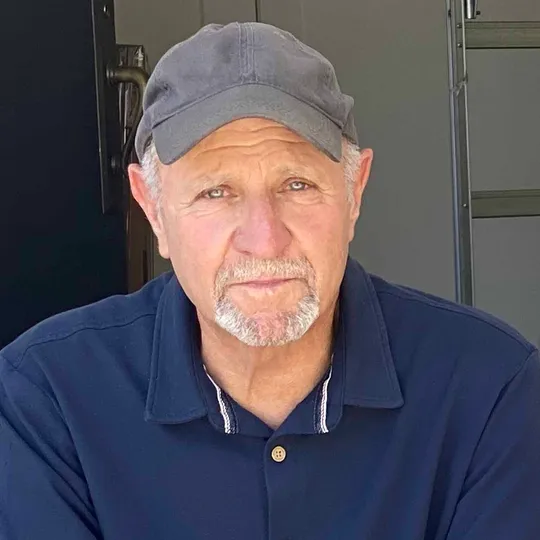 Bill Lustig, Agent in  - Compass