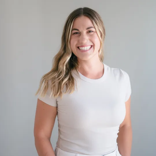 London Murphy, Agent in  - Compass