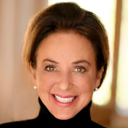 Lynne O'Reilly, Agent in  - Compass