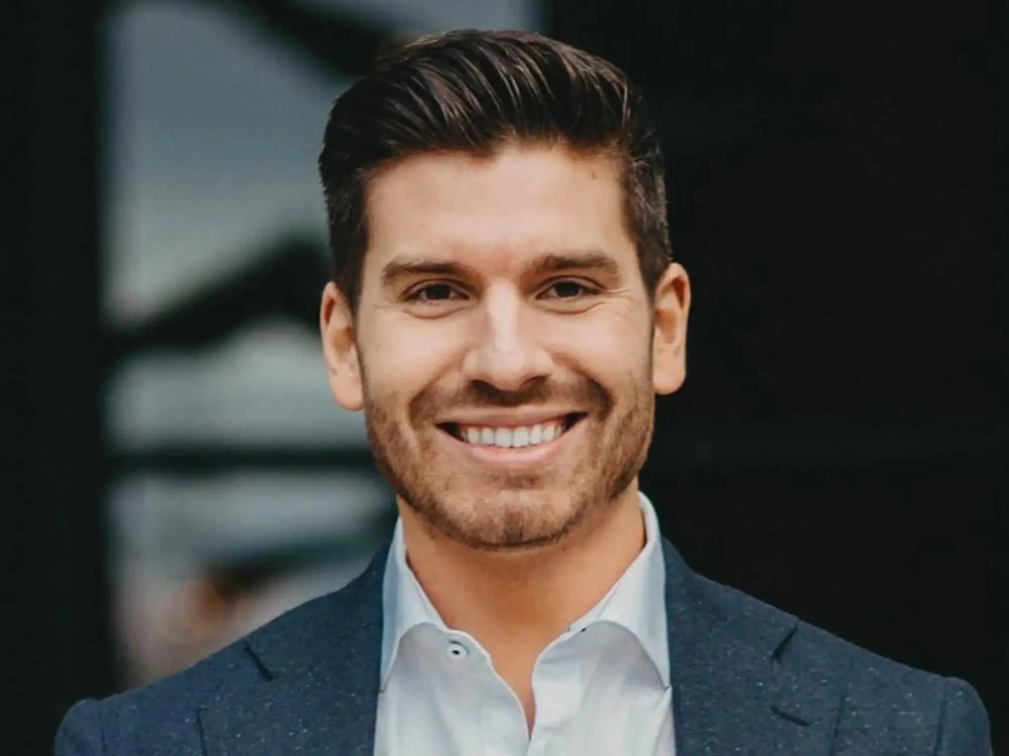 Headshot of Freddie Minahan