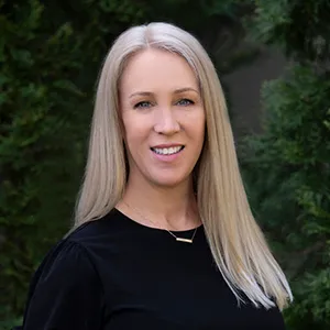 Jennifer Probst, Agent in  - Compass